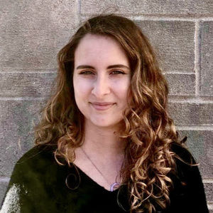 Meet your Posher, Evelyn